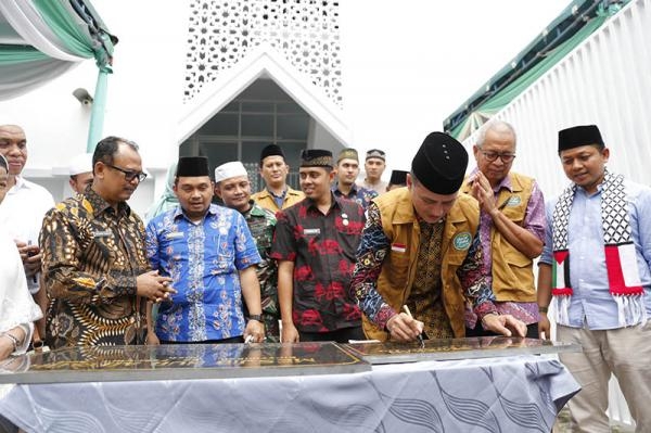 Wagubsu Resmikan Masjid Nur Abyadh, Masyarakat Diajak Tingkatkan Kualitas Iman